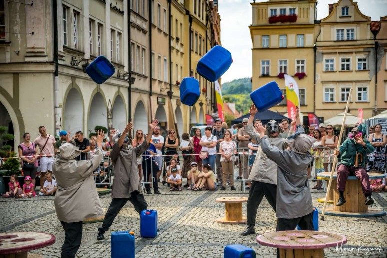 KRYSOLOV - predstava italijanskog pozorišta ATELIERCUNCHEON