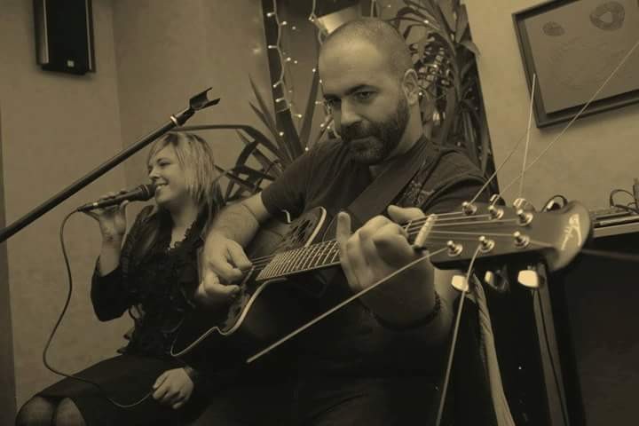 Akustična svirka: Thrilling duo