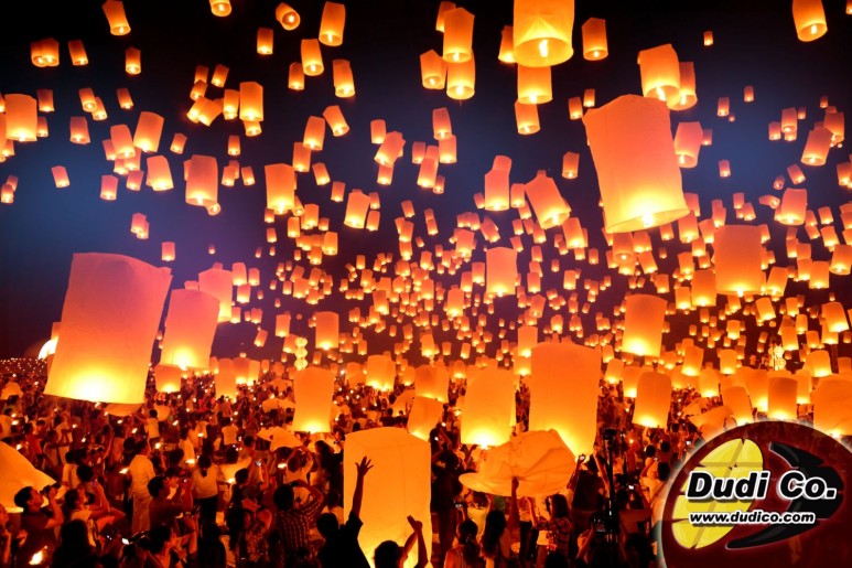 Spektakl sa lampionima na veseli petak