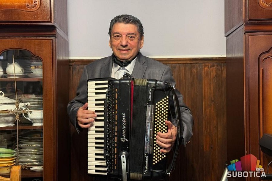 Sećanje na boemske noći grada - priča harmonikaša Bore Nikolića