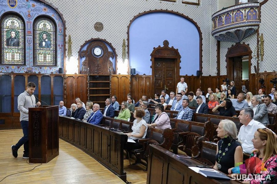 Koncesioni akt i javno-privatno partnerstvo spas za „Subotica trans“?