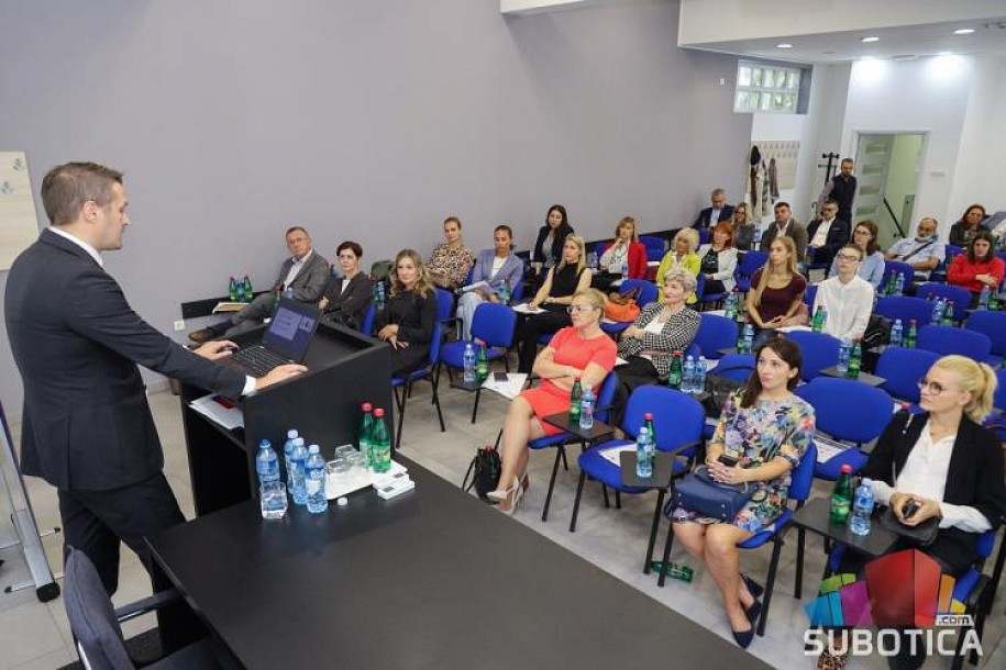 Na Pravnom fakultetu za privredu i pravosuđe održano predavanje "Sprečavanje prevara u privredi"