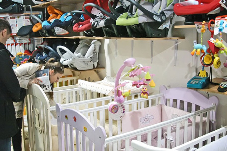 Od danas povraćaj PDV na hranu i opremu za bebe