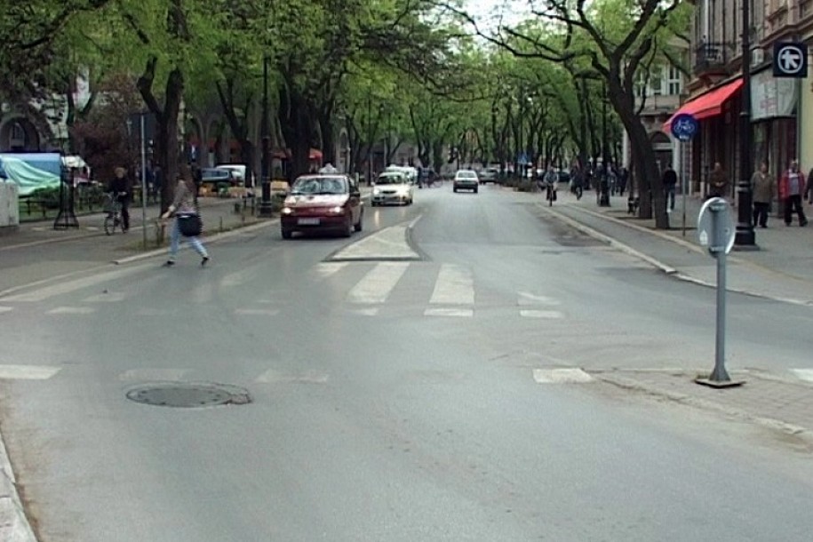 Farbanje horizontalne signalizacije