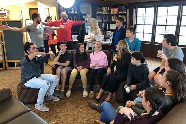 "Povezivanje tačkica" - dokumentarni film o mentalnom zdravlju mladih, sutra na Otvorenom univerzitetu