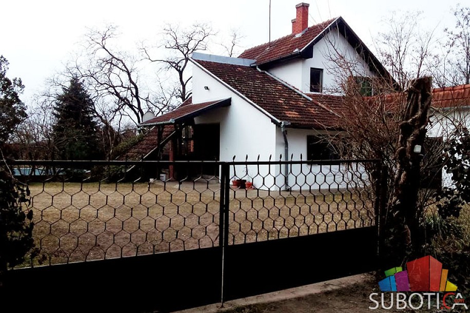 Preminula starija žena nakon što ju je izujedao vlastiti pas