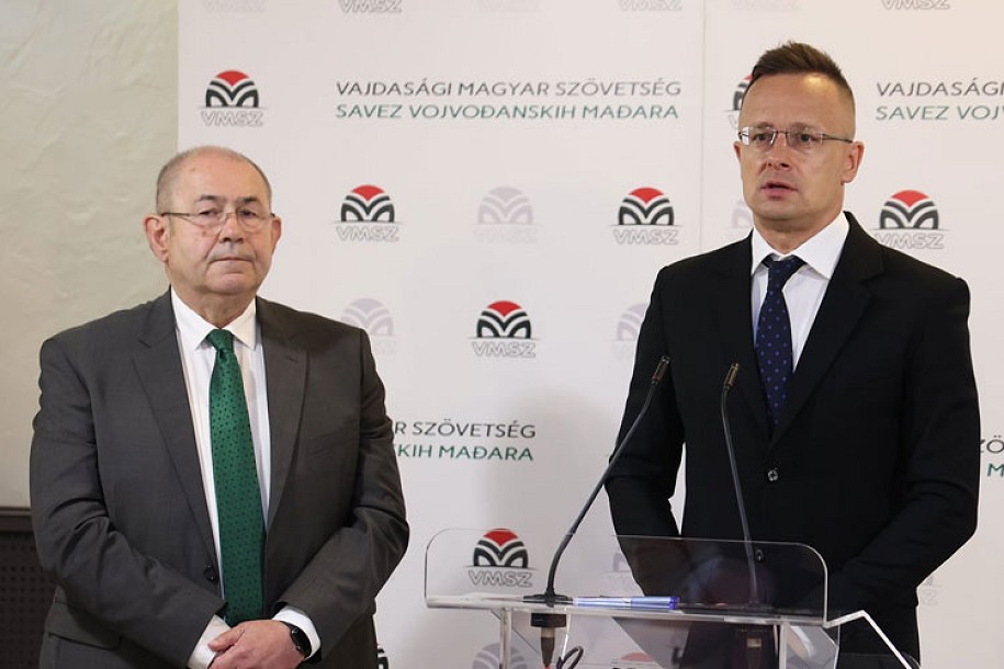 Pastor i Sijarto: Nastavljamo politiku jačanja saradnje Srbije i Mađarske, sledi i nastavak započetih projekata