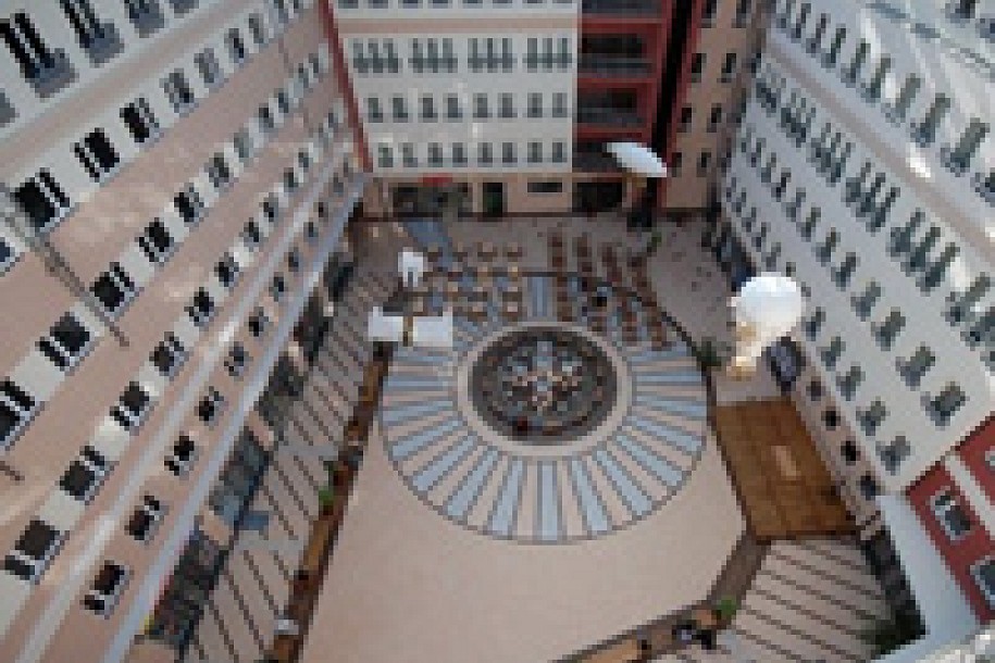 Prodajna izložba jelki i poklona u "Galeriji"