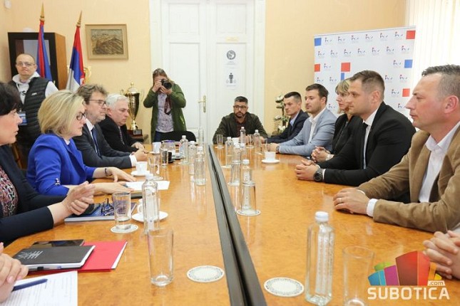 HNV posetili čelnici gradova i opština iz Hrvatske