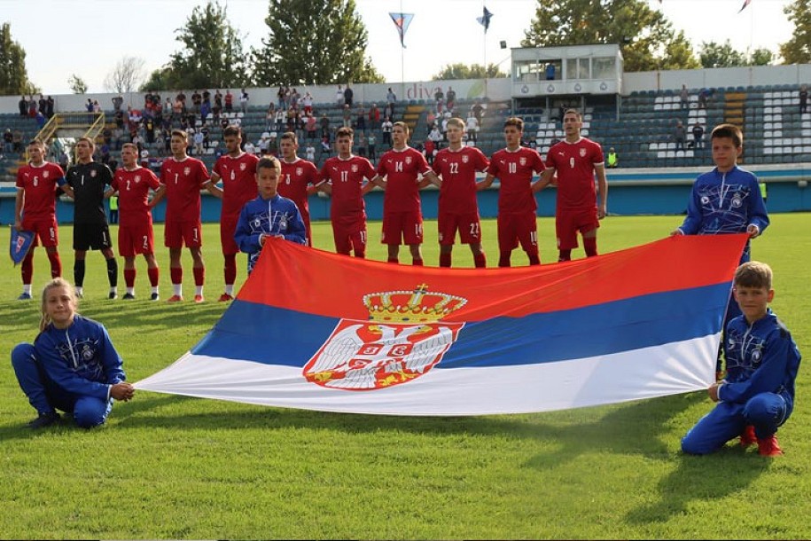 Fudbal: Srbija ubedljiva protiv Crne Gore na turniru "Stevan Ćele Vilotić", u utorak protiv Mađarske za trofej