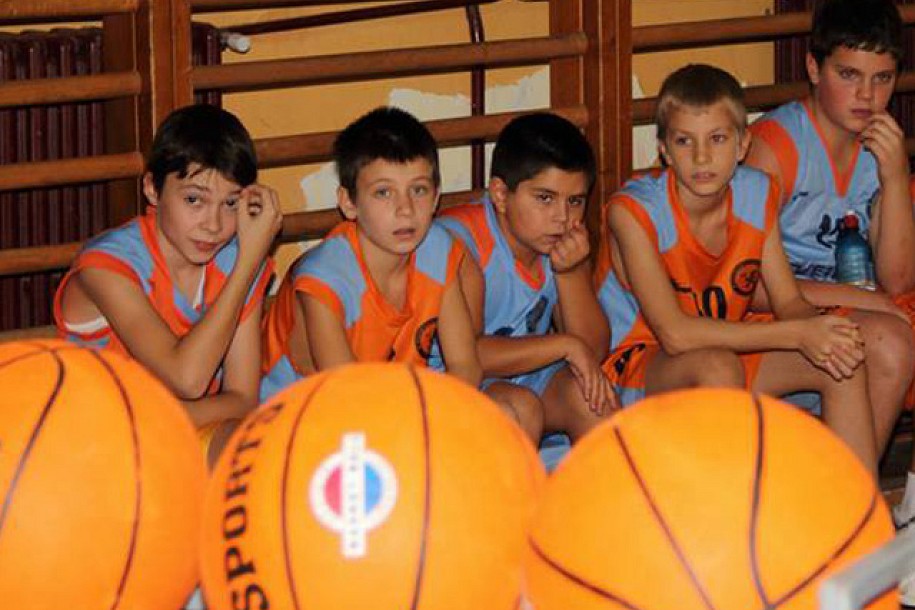 "Trojka iz bloka" za šestočlanu porodicu