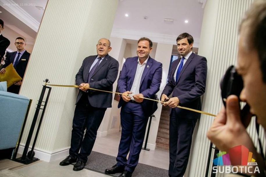 Otvoren hotel "Artist" - vrhunska usluga u Rajhlovoj lepotici