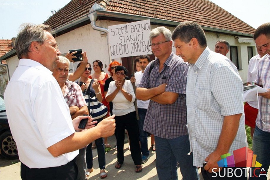Kerčani ne žele baznu stanicu, gradonačelnik ih podržao