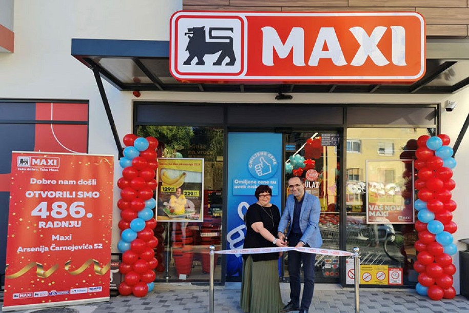 Otvoren novi "Maxi" supermarket u Ulici Arsenija Čarnojevića