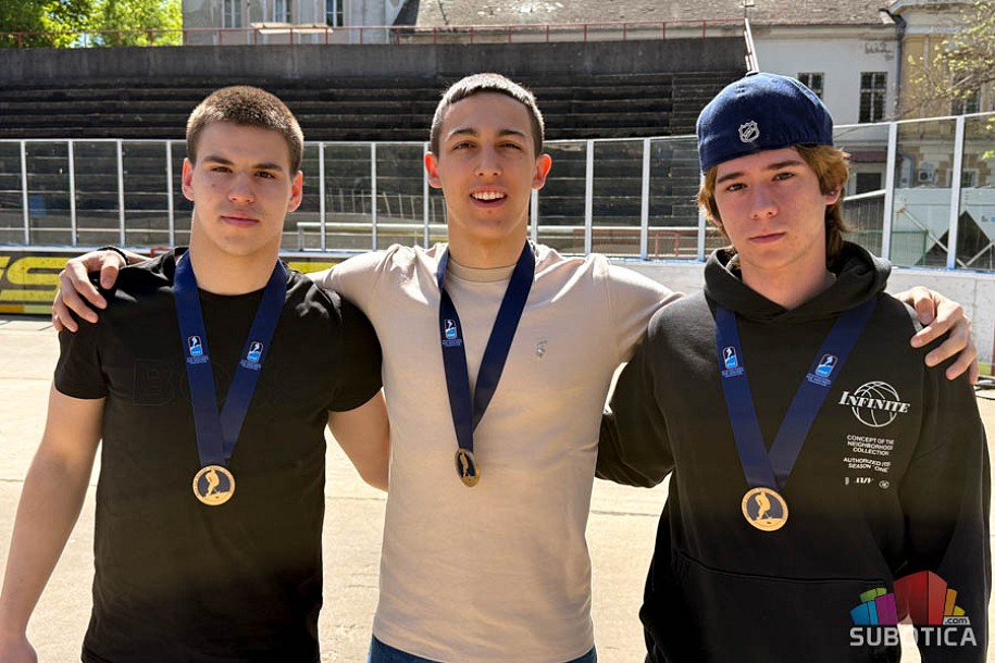 Hokej: Bronza koja sija zlatnim sjajem