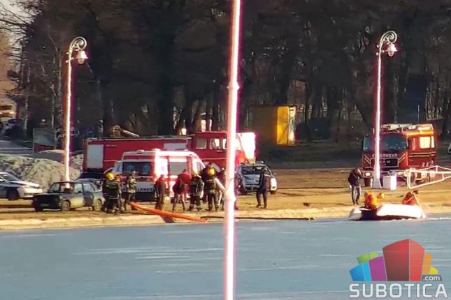 Avantura na ledu Palićkog jezera umalo završila fatalno