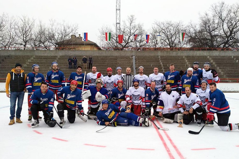 Hokej: Slovenci odbranili tron na turniru veterana "Winter Classic 2018"