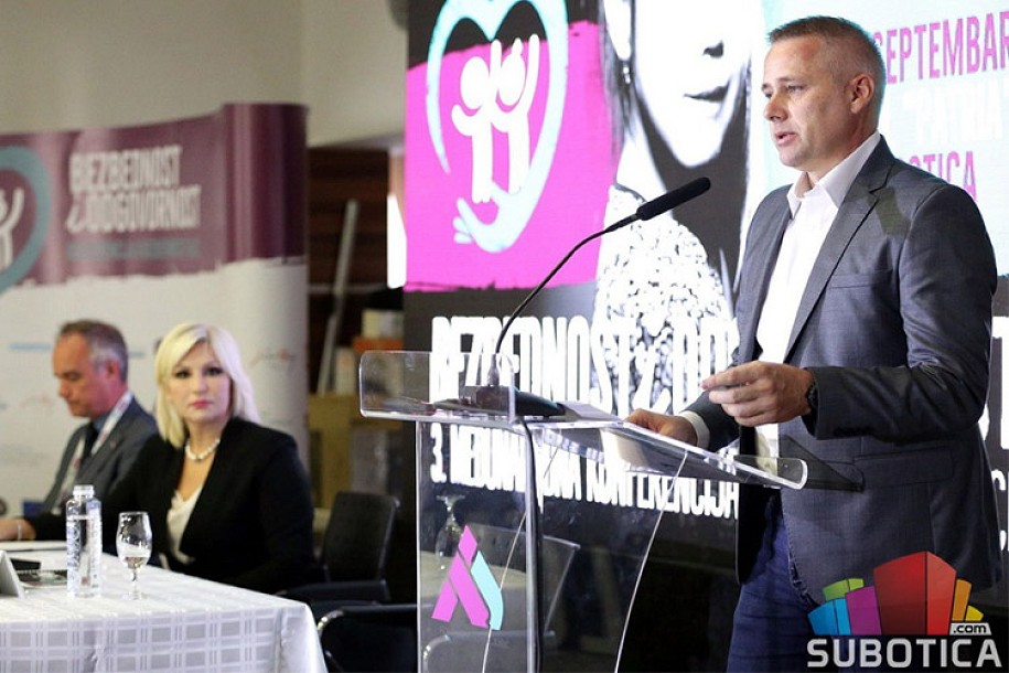 Otvorena konferencija „Bezbednost i odgovornost“