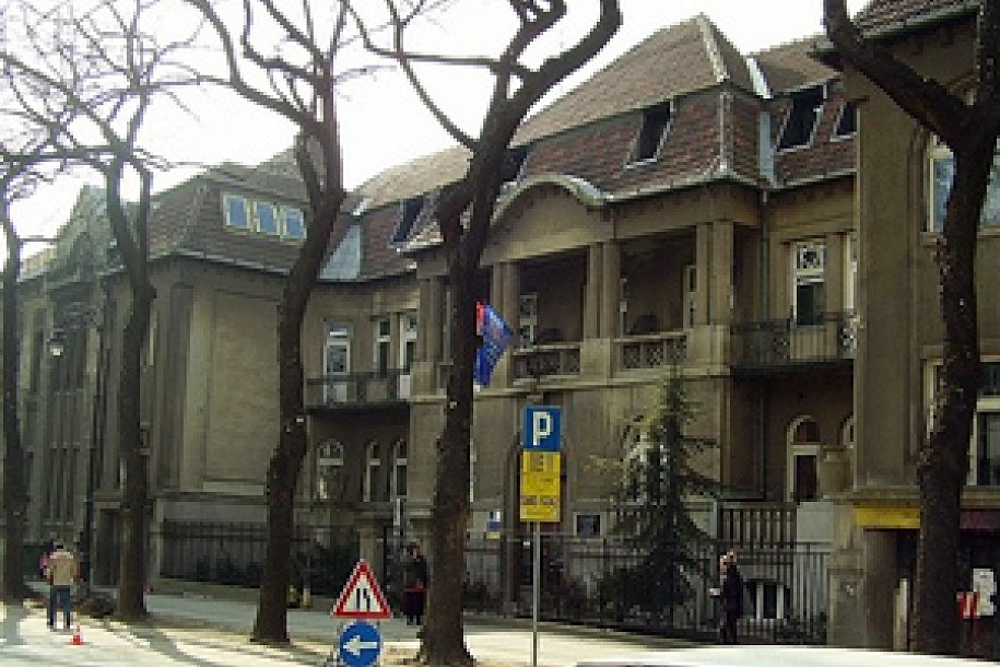 Nagrada za ekonomsku školu