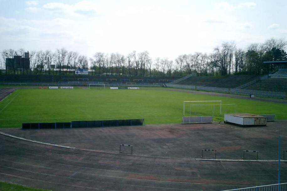 Gradski stadion dobija reflektore, a klizalište krov