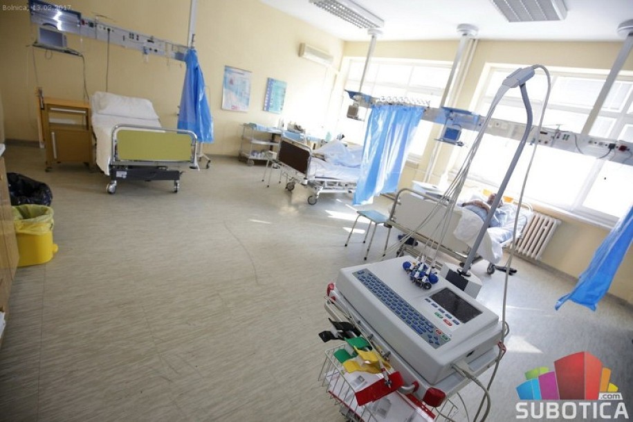 Odeljenju kardiologije donirana vredna medicinska oprema