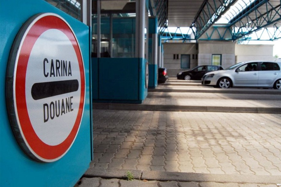 Kilometarske kolone na ulazu u Srbiju