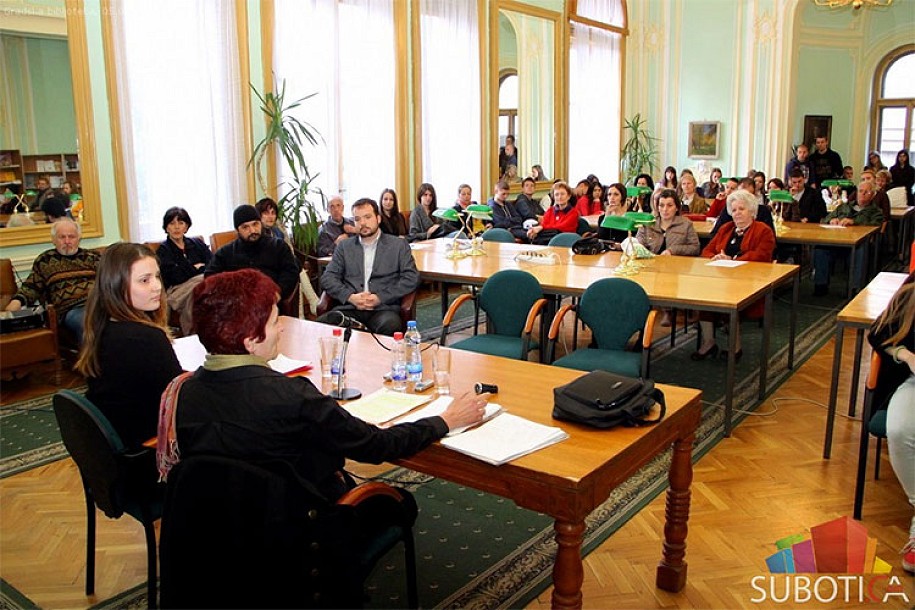 Pokrenuta peticija da se u škole uvedu teme o znamenitim ženama