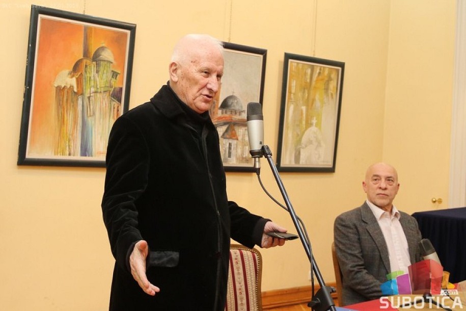 Predstavljena knjiga Matije Bećkovića "100 mojih portreta"