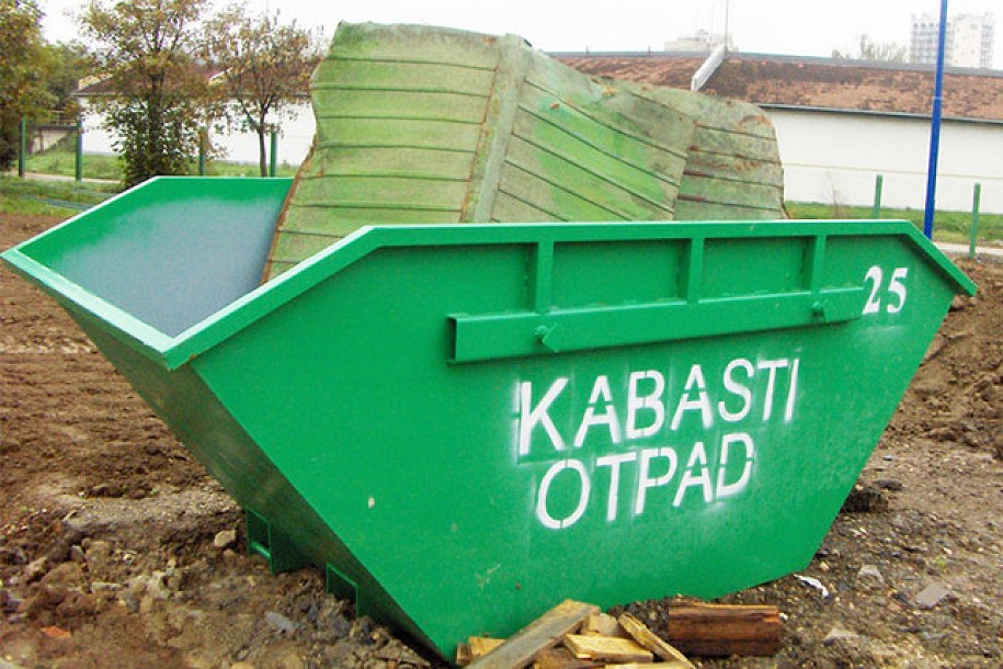 Kontejneri za kabasti otpad u četiri mesne zajednice