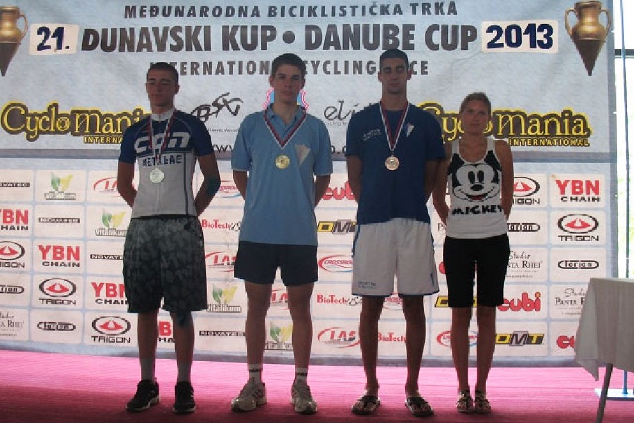 Uspešan nastup biciklista Spartaka na trci liga Srbije u Apatinu