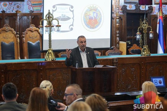 Održan 15. "Arhivski dan" - nedostatak mesta za novu građu gorući problem subotičkog Istorijskog arhiva