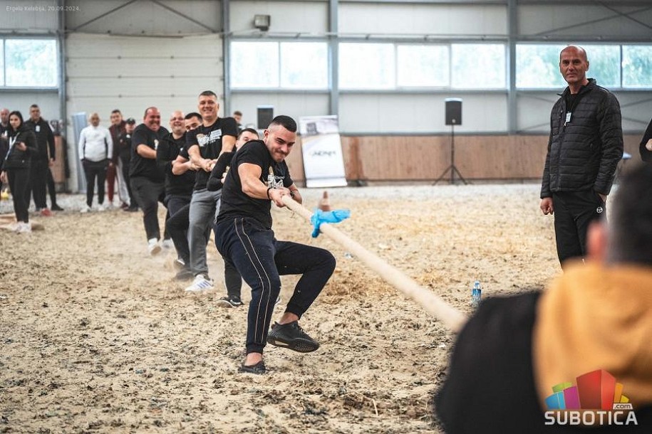 Tim bilding po meri vaše kompanije na Ergeli Kelebija