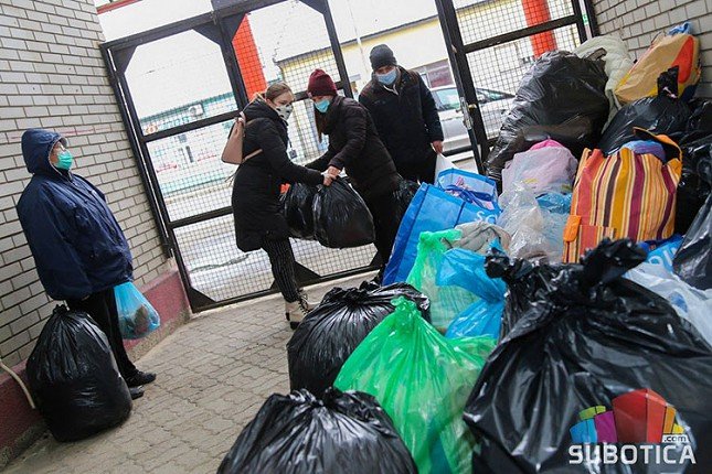 U humanitarnoj akciji prikupljena velika količina odeće