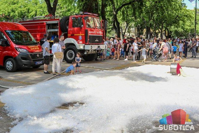 Vatrogasci u petak sa građanima u centru