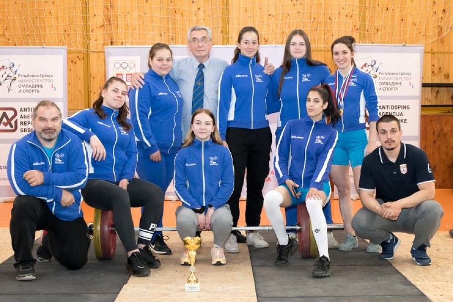 Dizanje tegova: Juniorke Spartaka druge na Državnom prvenstvu