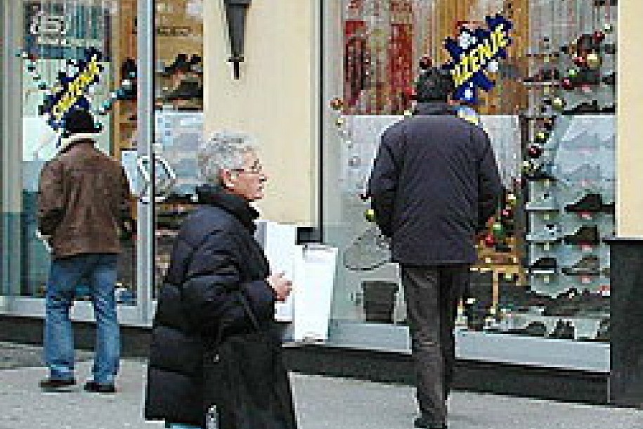 Odeća i 50 odsto jeftinija