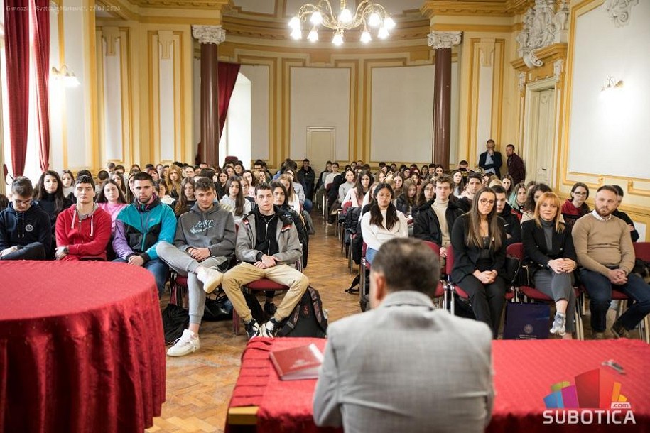 Održano predavanje posvećeno nevino stradalim žrtvama u Drugom svetskom ratu