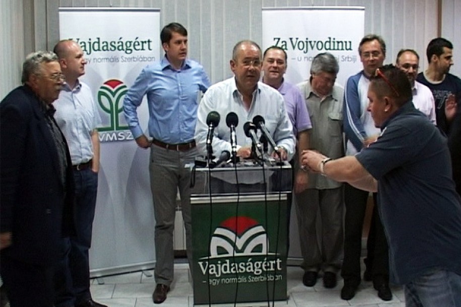 Pastor: Držaću se dogovora sa DS-om