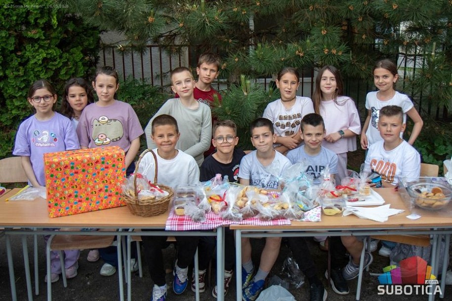 Održana humanitarna kolačijada u OŠ "Sonja Marinković"