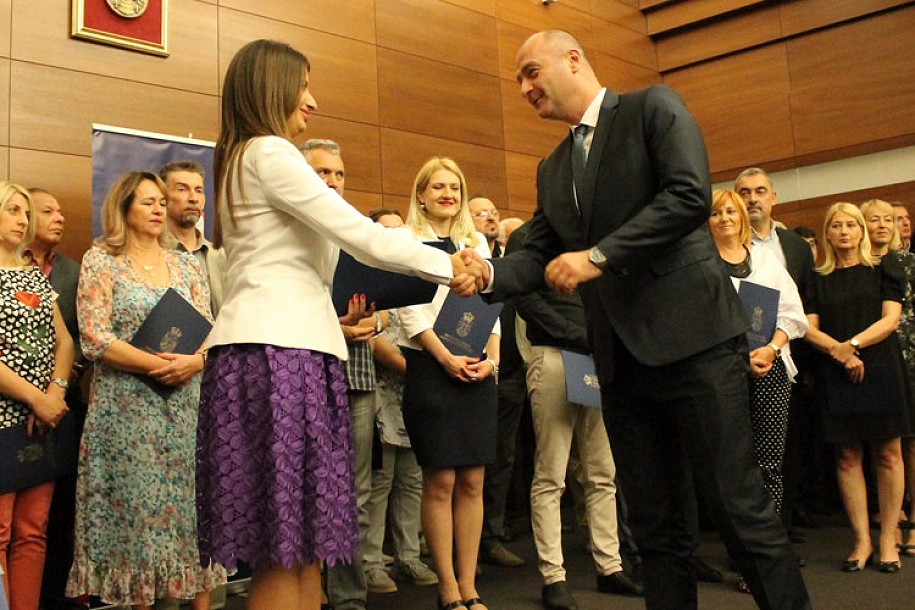 Gerontološki centar dobio značajna sredstva za opremanje kuhinje