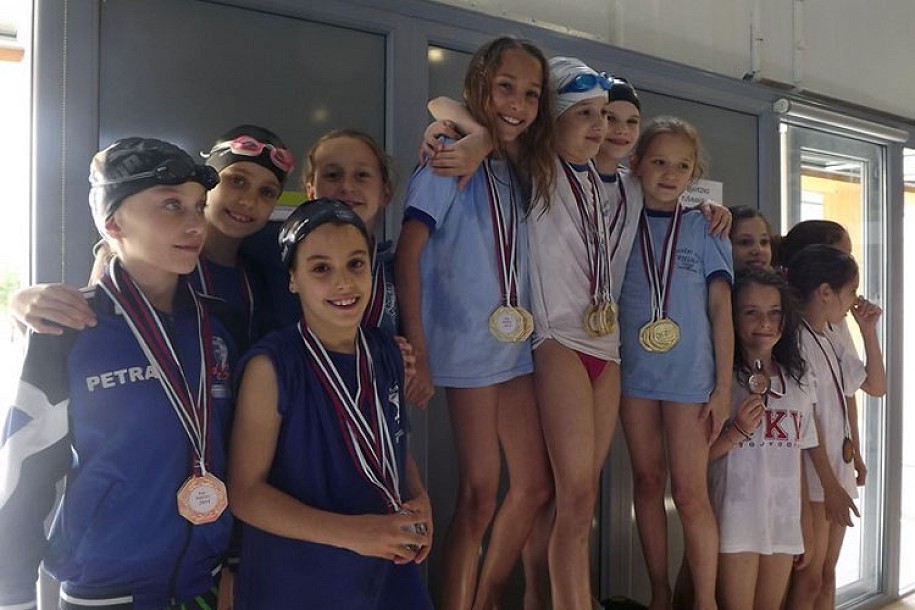Plivači Spartaka osvojili 28 medalja na Kupu Subotice 2014
