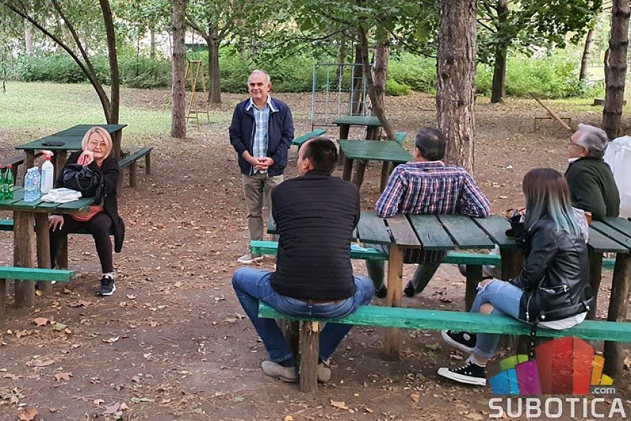 Održana promocija knjige Siniše Jankovića "Oči u oči sa političkom korupcijom"