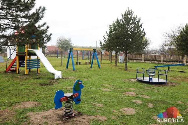 Novo dečje igralište na Makovoj sedmici