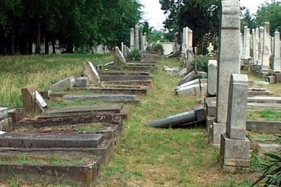 Saopštenje gradonačelnika povodom skrnavljenja Jevrejskog groblja u Subotici