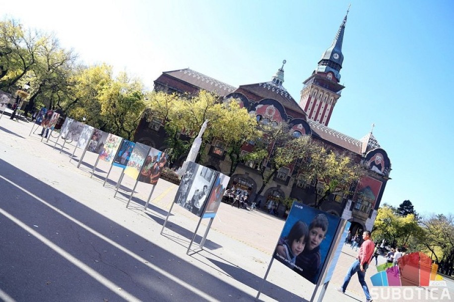 Izložba fotografija povodom 70 godina rada UNICEF-a u Srbiji