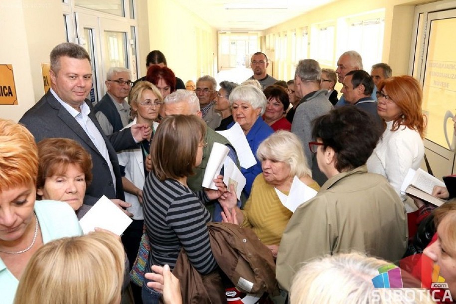 U nedelju obavljeno više od 600 besplatnih zdravstvenih pregleda