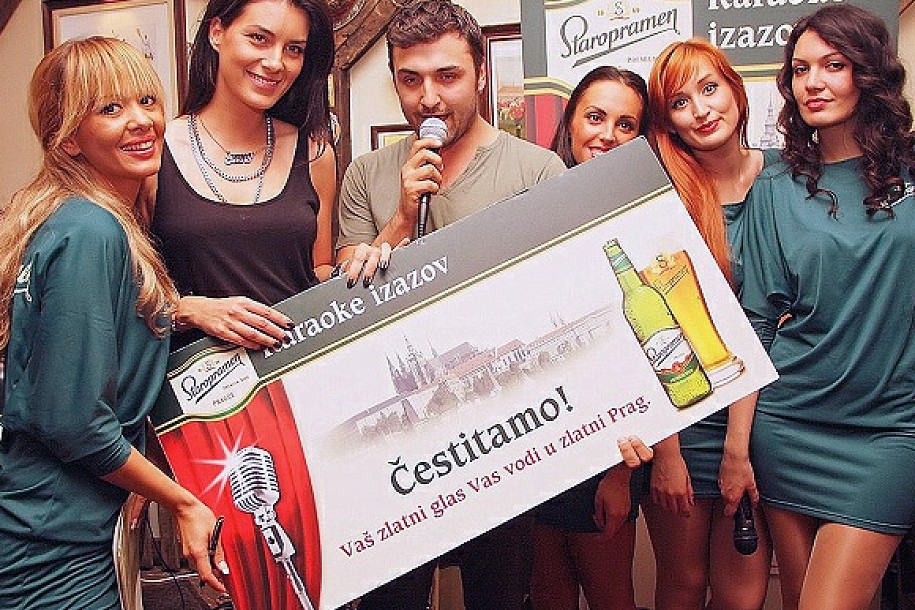 Staropramen karaoke izazov u Staroj piceriji - voditeljka: Marija Kilibarda