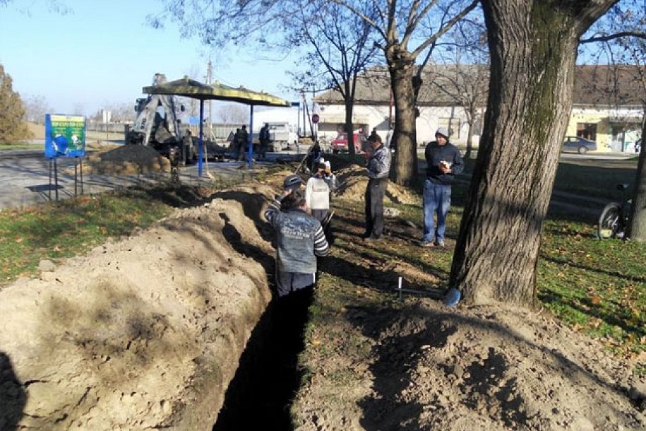 Gradi se kanalizacija u Starom Žedniku