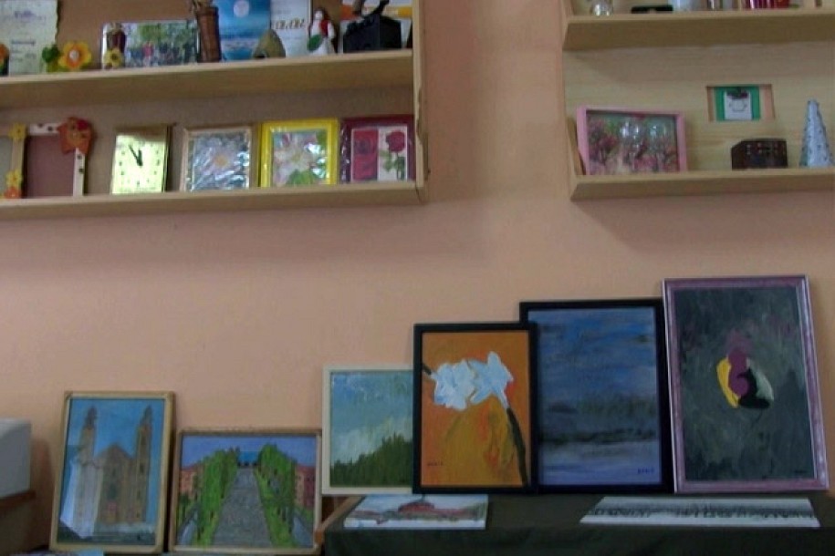 Humanitarna aukcija slika za pomoć Sandri Svorcan