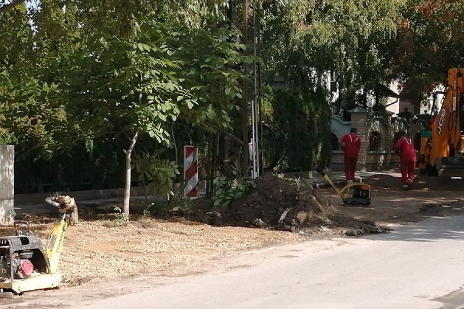 U toku rehabilitacija dela ulice Žarka Zrenjanina, više mesta za parking kod Tesline pijace